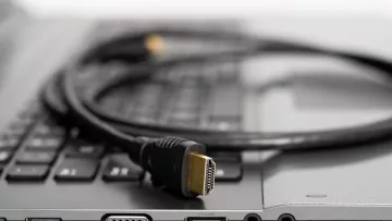 Почему телевизор не видит ноутбук через hdmi? - фото превью статьи