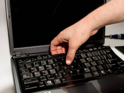 Ремонт клавиатуры ноутбука – причины поломки
