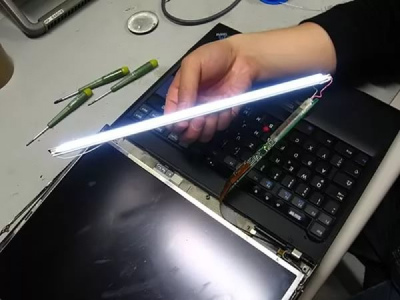 Причины для замены подсветки ноутбука