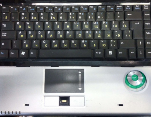 Не работает клавиатура на ноутбуке Roverbook img_1_20_527x0_129
