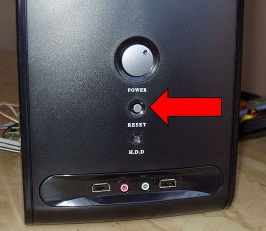 Не перезагружается компьютер reset