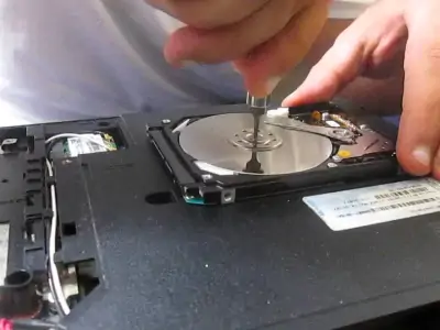 Причинам когда ноутбук не читает CD/DVD диски